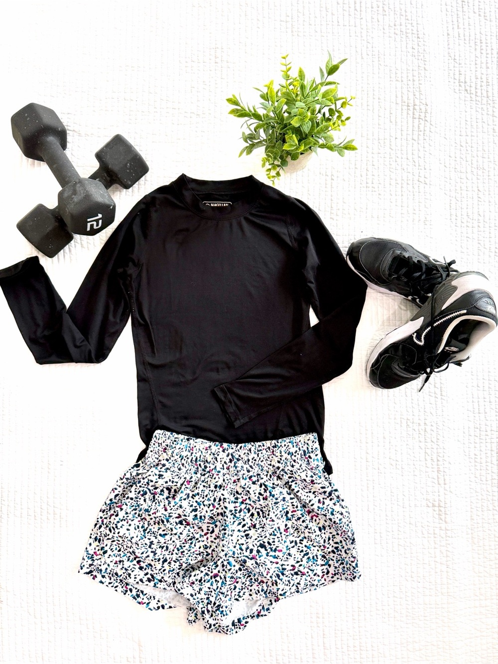 Athleta White Athletic Shorts with Multicolor Speckle Print